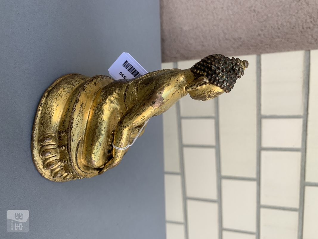 A GILT-COPPER FIGURE OF BUDDHA SHAKYAMUNI - 图9